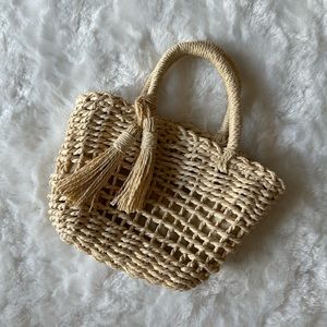 Mini Wicker Weaved Summer Handbag 🤍